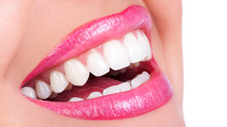 Maquillage bio et naturel pour les lèvres - Rouge à lèvres et crayon